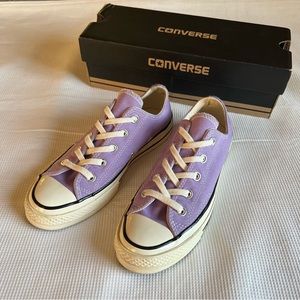 Converse Chuck 70 unisex low top lavender color shoe